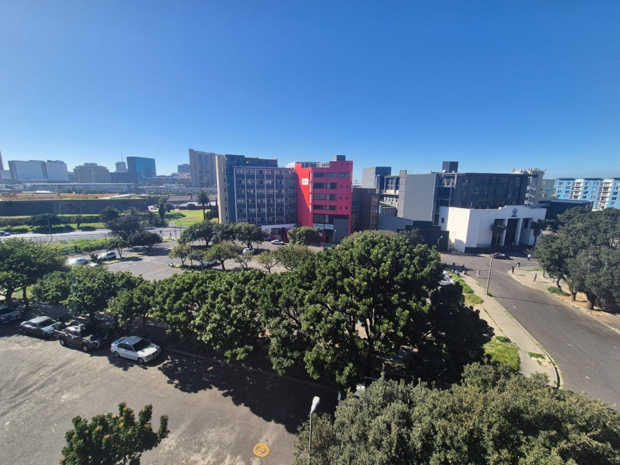 To Let 2 Bedroom Property for Rent in Zonnebloem Western Cape